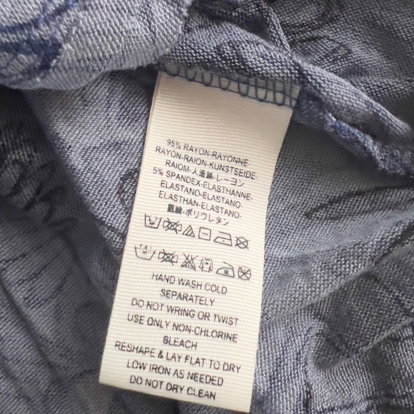 FREE PEOPLE Sapphire Combo Amour Cold Shoulder NWT Blouse S rayon floral blue - Picture 8 of 8